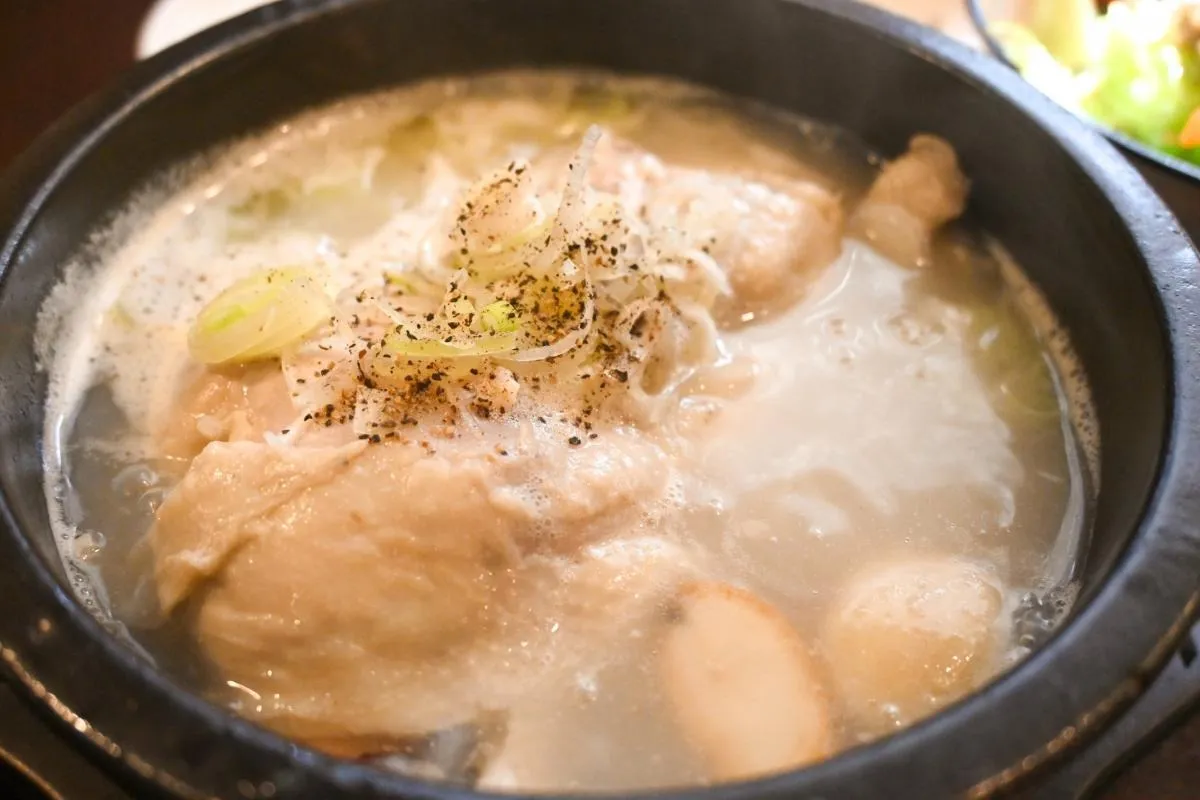 韓国料理をご家庭で！自宅で簡単に作れるサムゲタンのレシピとコツ